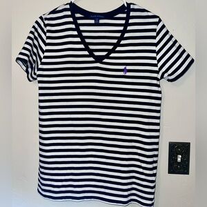 Woman’s Ralph Lauren stretch T-shirt size large